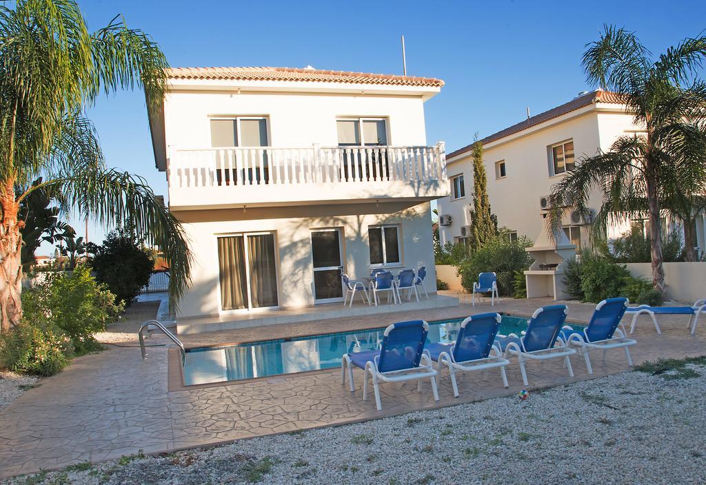Hara Nissi Beach Villas Ayia Napa Exterior photo