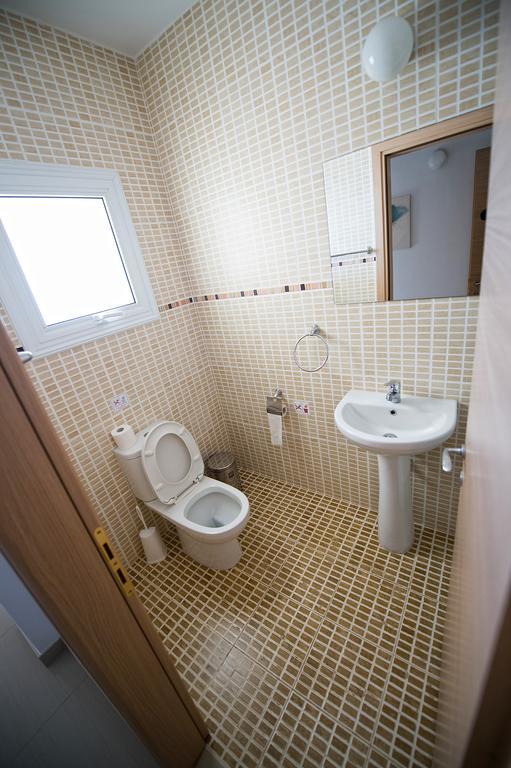 Hara Nissi Beach Villas Ayia Napa Room photo